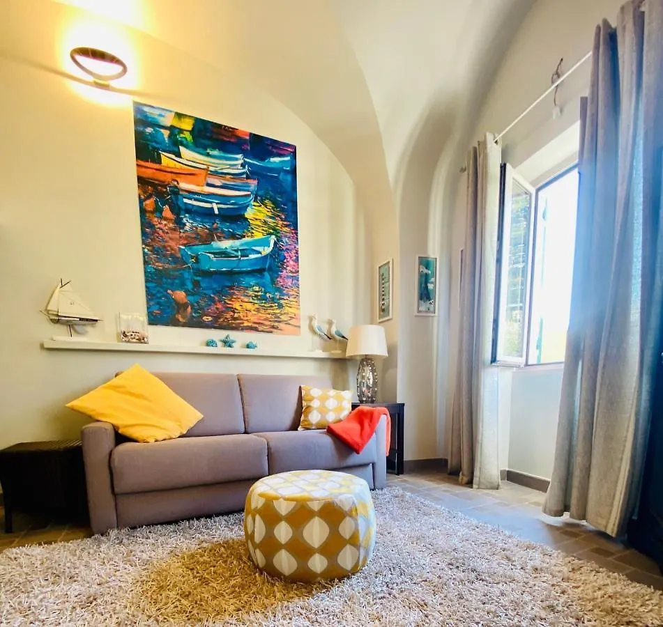 Hostdomus - Villa Cicala Finale Ligure Apartment
