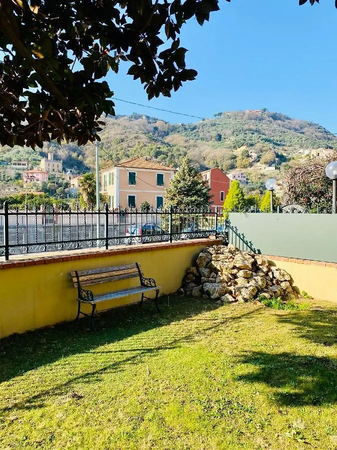 Apartment Hostdomus - Villa Cicala Finale Ligure