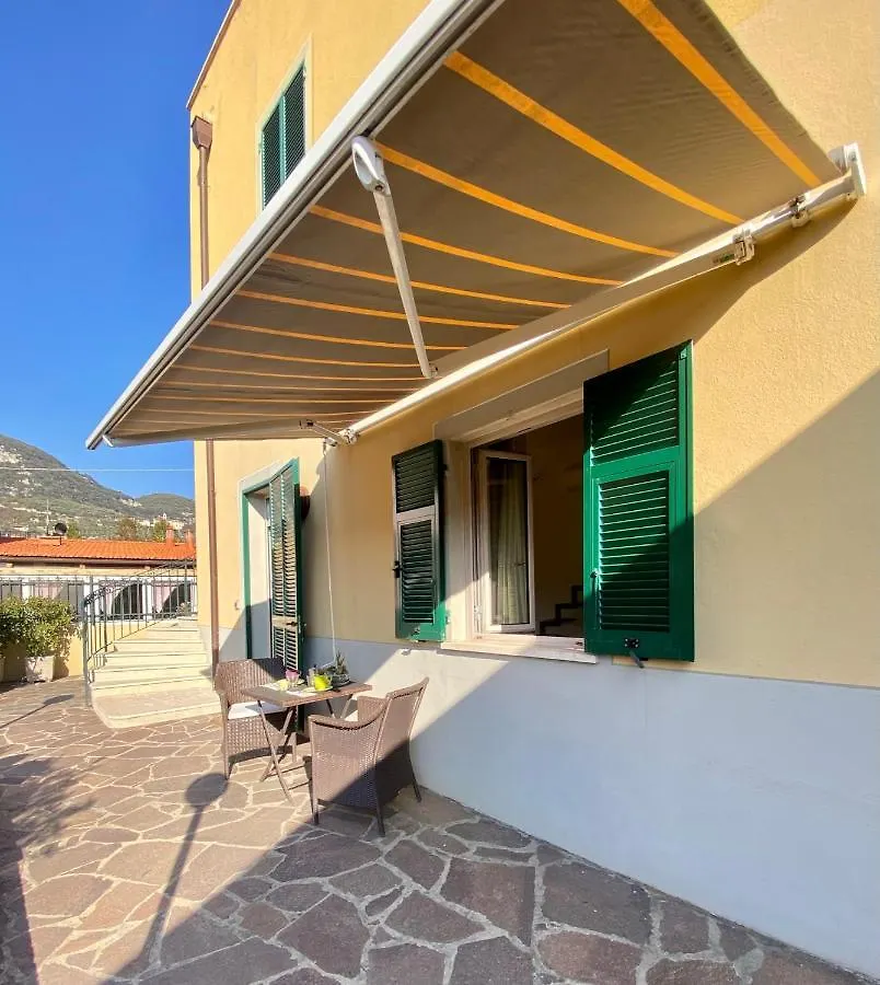 Apartment Hostdomus - Villa Cicala Finale Ligure